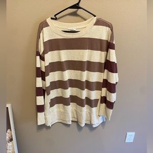 *FLASH SALE* Maurice’s crew neck sweatshirt